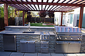 outdoor kitchen